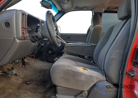 2004 GMC New Sierra C1500 from USA, damaged, VIN 1GTEC19V94Z236181